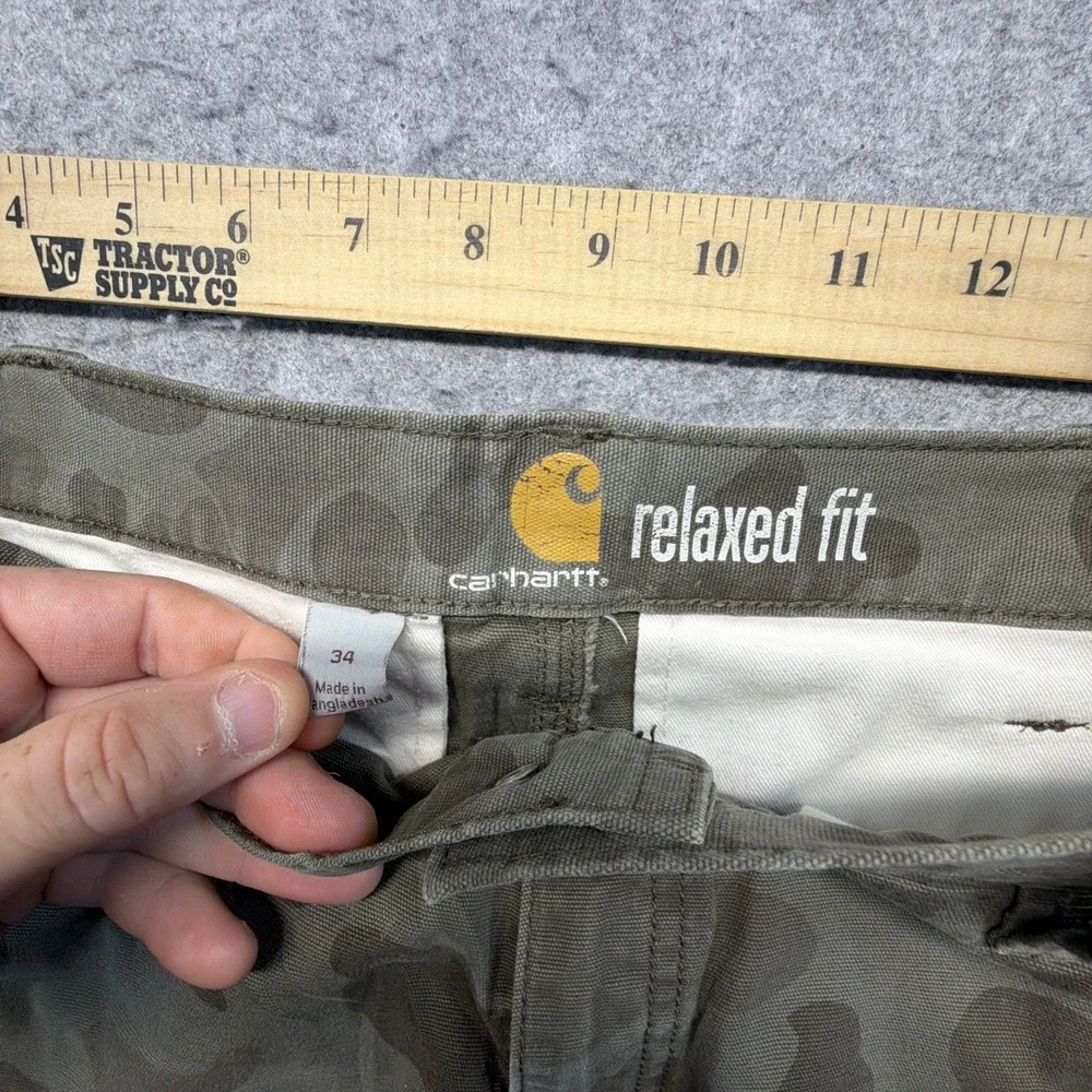 Vintage Carhartt Camo Cargo Shorts Mens 34 Brown  Baggy Grunge